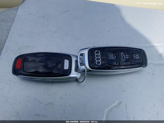 2024 AUDI Q8 E-TRON WA14AAGE1RB048401 Photo 10