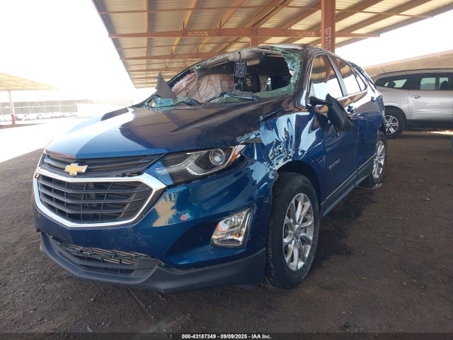 Chevrolet lyx 2021 3GNAXKEV8ML310297 Image 2