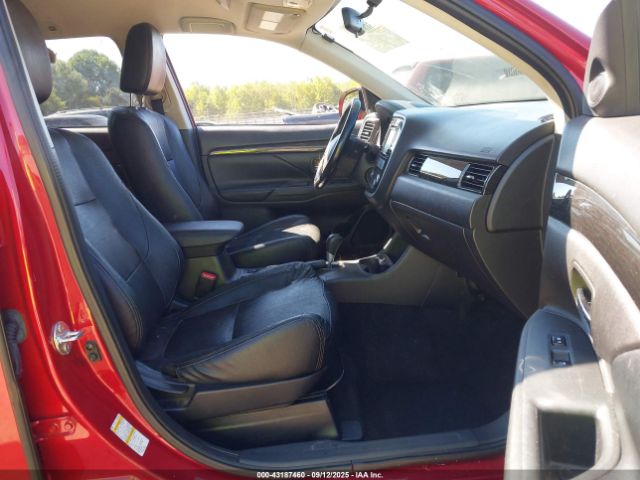 2016 MITSUBISHI OUTLANDER JA4AZ3A32GZ026278 Photo 4