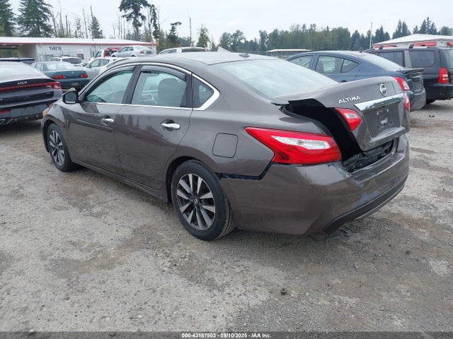 1N4AL3AP3HC243066 Nissan 2017
