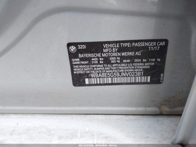 2018 BMW 320I WBA8E5G59JNV02381 Photo 8