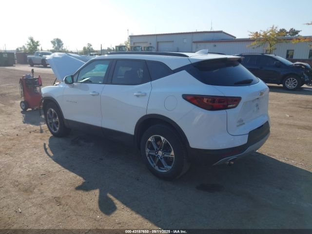 2024 CHEVROLET BLAZER 3GNKBCR47RS128291 Photo 2