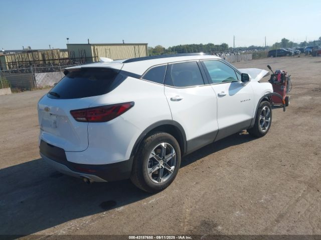 2024 CHEVROLET BLAZER 3GNKBCR47RS128291 Photo 3