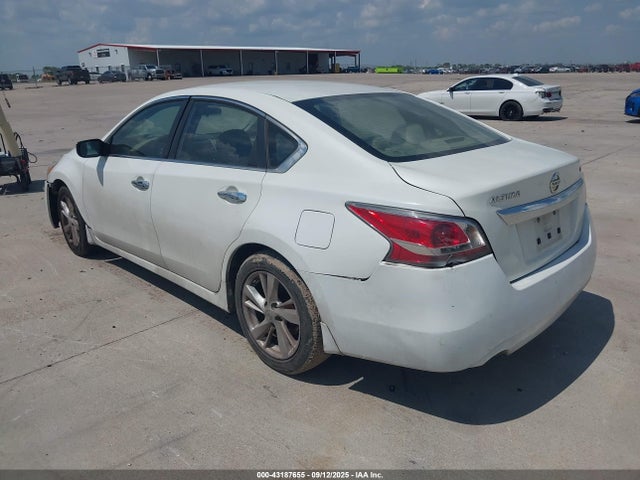 Nissan 2015 2015 1N4AL3AP1FN391640 Image 3