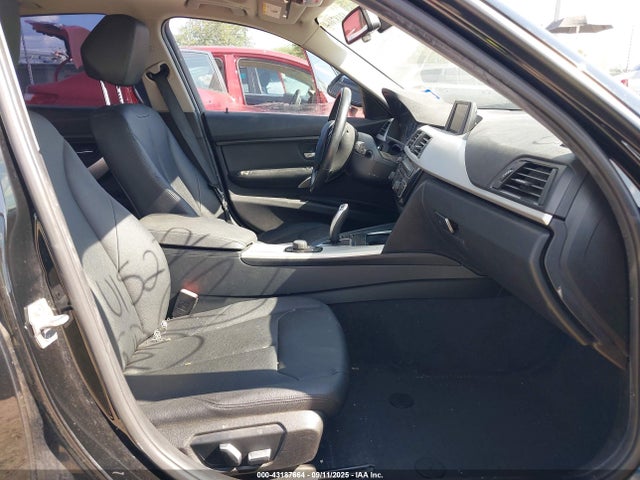 WBA8E1G53HNU15272 BMW 2017