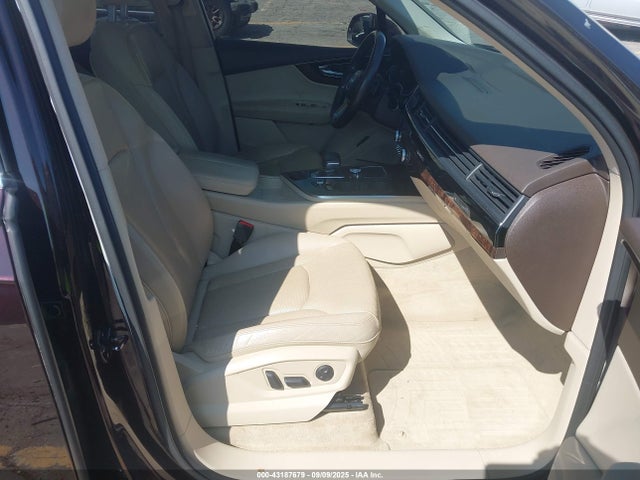 2017 AUDI Q7 WA1LHAF75HD045420 Photo 4