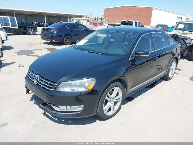 Aukcja sprzedaży 2013 Volkswagen Passat 2.0l Tdi Se, vin: 1VWBN7A33DC111610, numer aukcji: 43187726