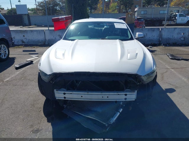 Ford 5.0l 4v premium fuel 2017 1FA6P8CFXH5214261 Image 12