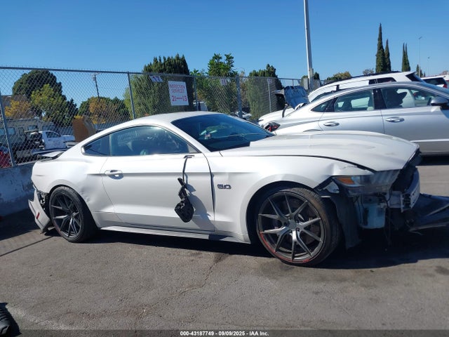 Ford 5.0l 4v premium fuel 2017 1FA6P8CFXH5214261 Image 13