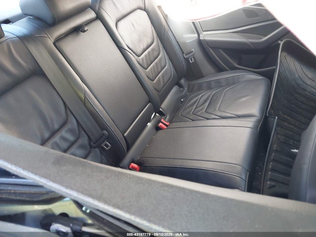 3VWG57BUXKM089209 Volkswagen 1.4 tsi