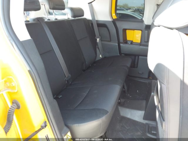 2007 TOYOTA FJ CRUISER JTEBU11F470085162 Photo 7