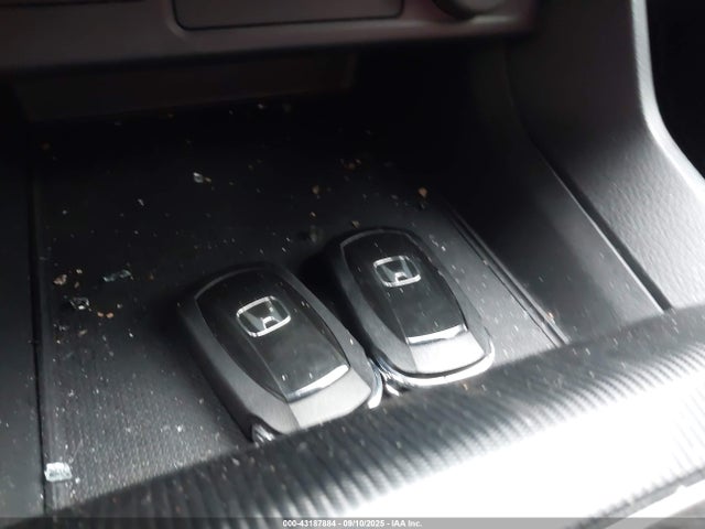 2HGFE1E59NH475883 Honda l15ca