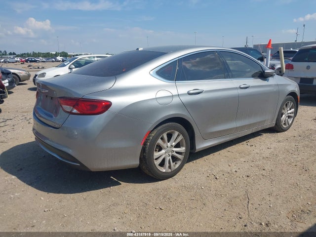 1C3CCCAB2FN744379 Chrysler 200
