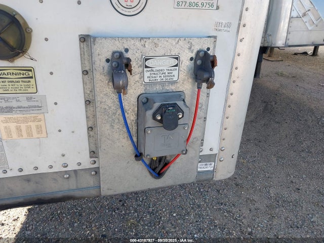 5V8VC5323NM209446 Vanguard National Unknown