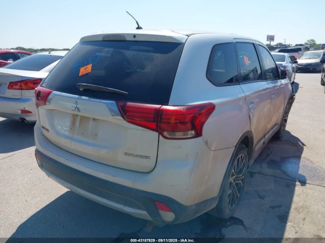 2016 MITSUBISHI OUTLANDER JA4AD2A31GZ021856 Photo 3