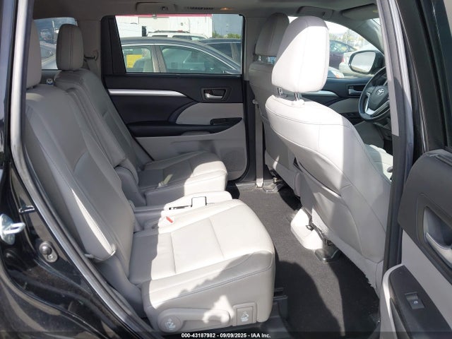 5TDJKRFH7GS226978 Toyota 2gr-fe