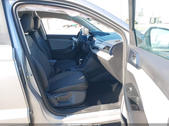 3VVRX7B26NM042768 Volkswagen tsi