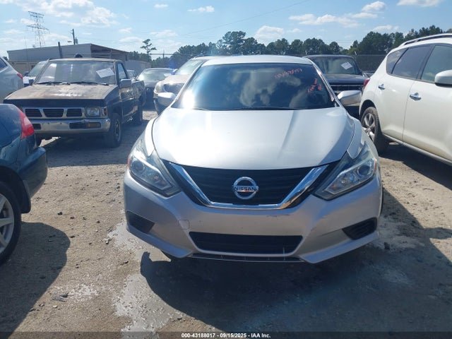 1N4AL3AP0HC268460 Nissan 2017