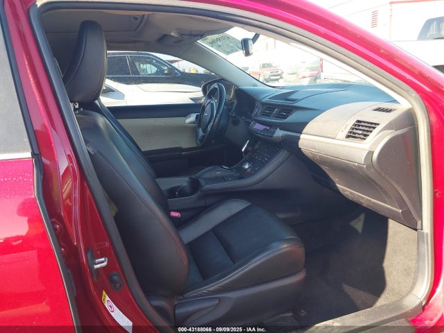 Продаж на аукціоні авто 2012 Lexus Ct 200h Premium, vin: JTHKD5BH3C2082827, номер лоту: 43188066