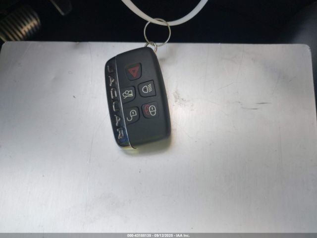 2019 JAGUAR F-PACE SADCJ2FX1KA611182 Photo 10