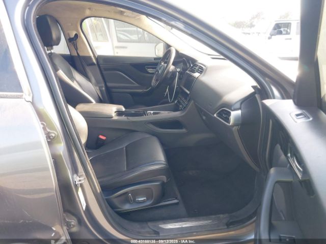 2019 JAGUAR F-PACE SADCJ2FX1KA611182 Photo 4