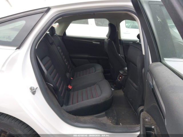 Ford 2016 2016 3FA6P0LU2GR286082 Image 8