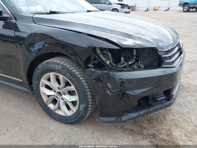 1VWAS7A30GC007472 Volkswagen Passat 1.8t S