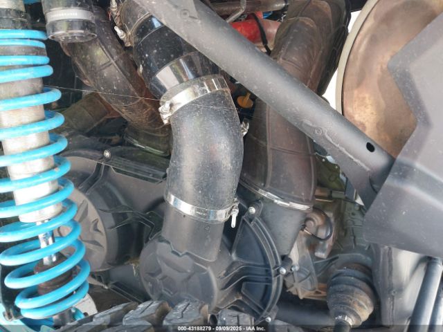 2019 CAN-AM MAVERICK X3 3JBVPAY45KK000377 Photo 8