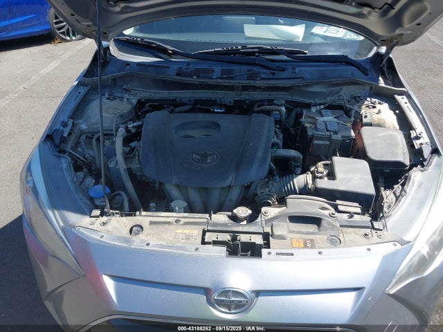 3MYDLBZV8GY141113 Scion p5v