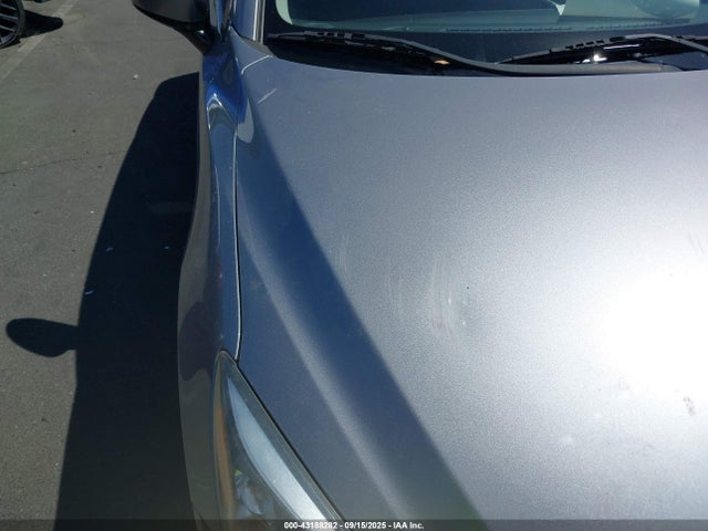 3MYDLBZV8GY141113 Scion p5v