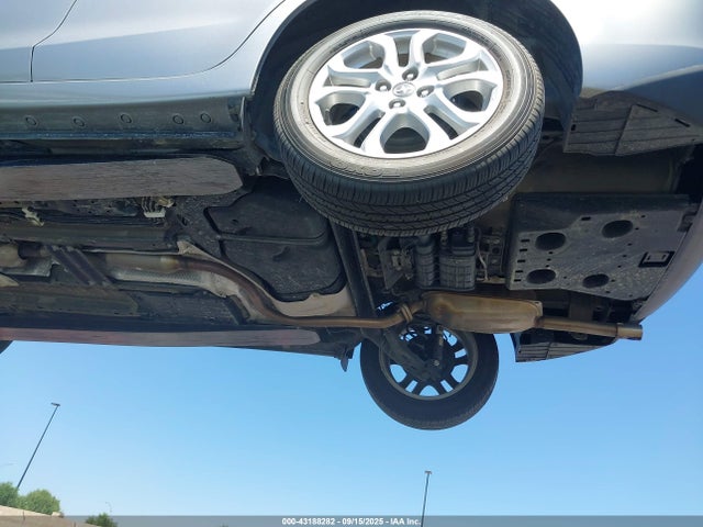 3MYDLBZV8GY141113 Scion p5v