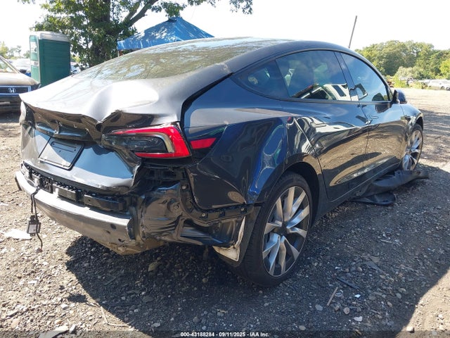 2024 TESLA MODEL 3 5YJ3E1EAXRF729577 Photo 3