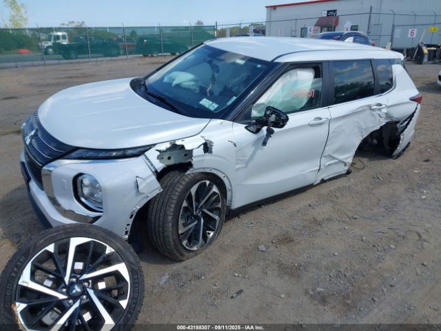 2022 MITSUBISHI OUTLANDER JA4J4TA82NZ061880 Photo 1