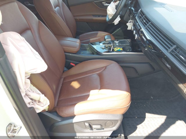 2018 AUDI Q7 WA1LAAF72JD009307 Photo 4