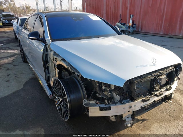 W1K6G6DB6PA199618 Mercedes-Benz S 500 4matic