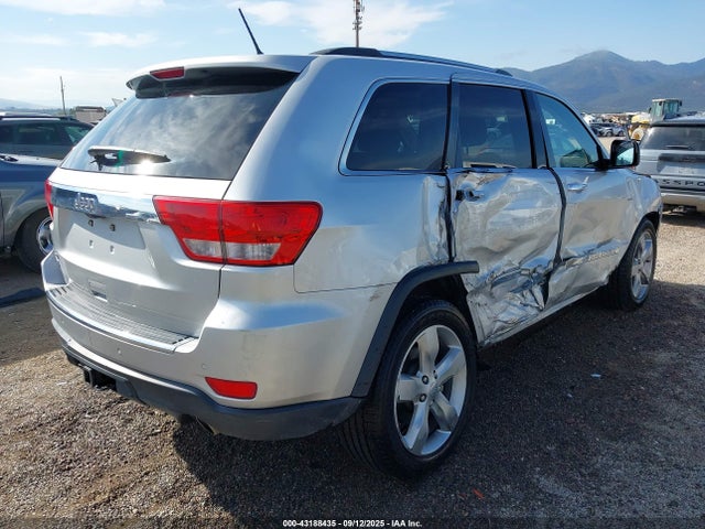 2011 JEEP GRAND CHEROKEE 1J4RR6GT4BC544402 Photo 3