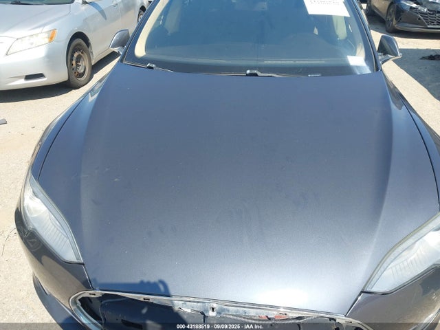 2014 TESLA MODEL S 5YJSA1H12EFP56351 Photo 9