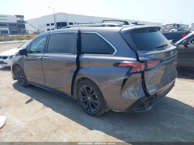 2021 TOYOTA SIENNA 5TDDRKEC1MS044789 Photo 2