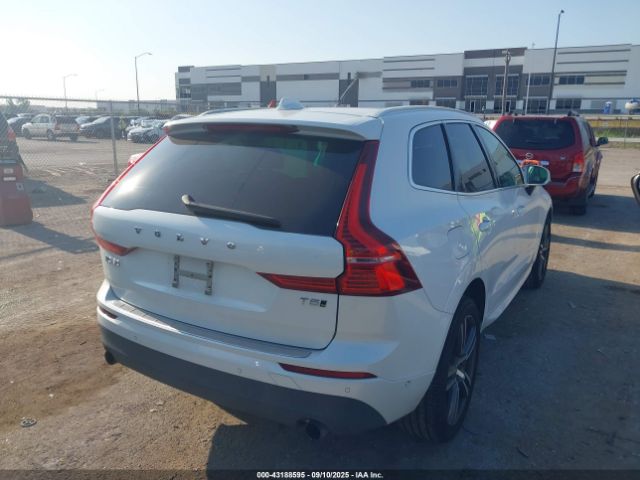 2018 VOLVO XC60 LYV102RKXJB101068 Photo 3