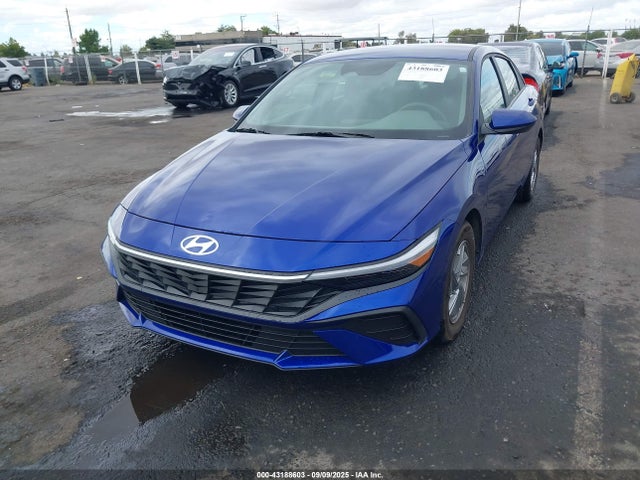 KMHLL4DGXRU791576 Hyundai ELANTRA SE