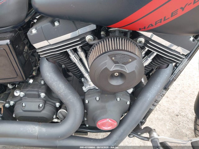 1HD1GYM15GC328975 Harley-Davidson Fat Bob