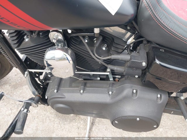 1HD1GYM15GC328975 Harley-Davidson Fat Bob