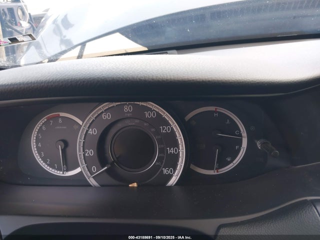 Honda j35y1 2014 1HGCR3F81EA016065 Image 7