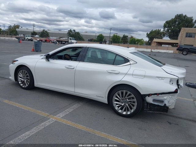 58AB21B18KU001234 Lexus a25a-fxs, 3nm