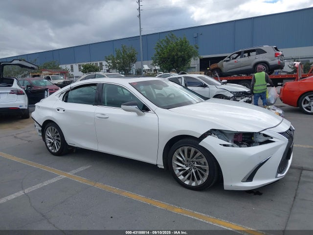 58AB21B18KU001234 Lexus a25a-fxs, 3nm
