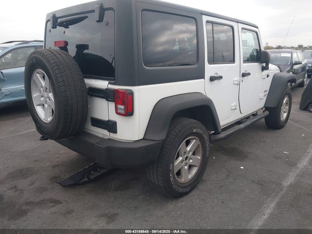 1C4BJWDGXGL288408 Jeep Wrangler