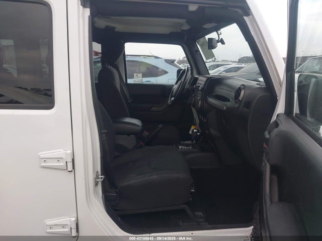 1C4BJWDGXGL288408 Jeep Wrangler