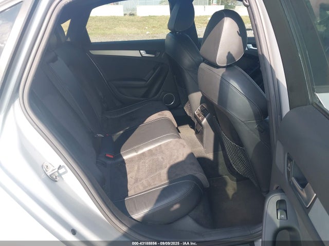 2012 AUDI A4 WAUKFAFL4CN015653 Photo 7
