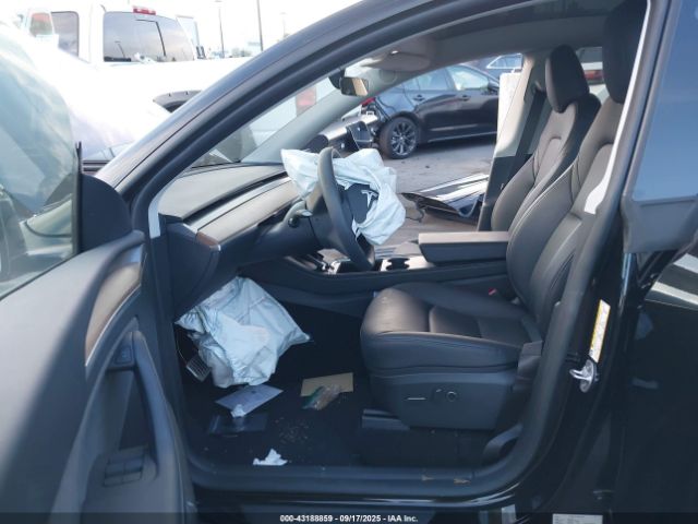 2024 TESLA MODEL Y 7SAYGDEF1RF122502 Photo 4
