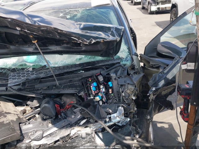 5YFBURHE7KP944310 Toyota 2zr-fe